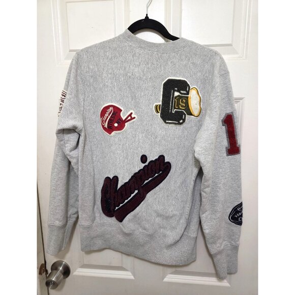 Champion Varsity Athletic Grey Sweatshirt With Patches & Embroidered Details Siz - Picture 3 of 9